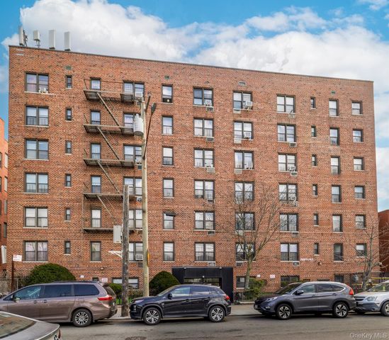 10-40 Neilson Street 2-C, Far Rockaway, NY 11691