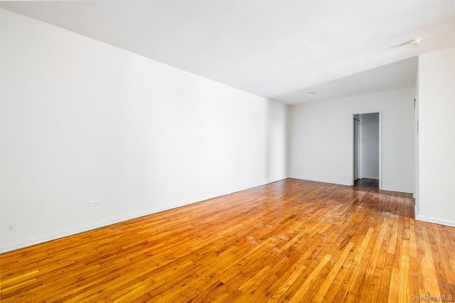 10-40 Neilson Street 2-C, Far Rockaway, NY 11691