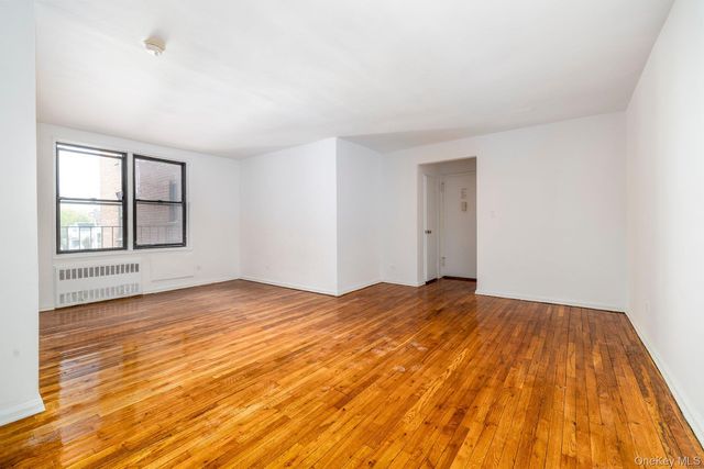 10-40 Neilson Street 2-C, Far Rockaway, NY 11691