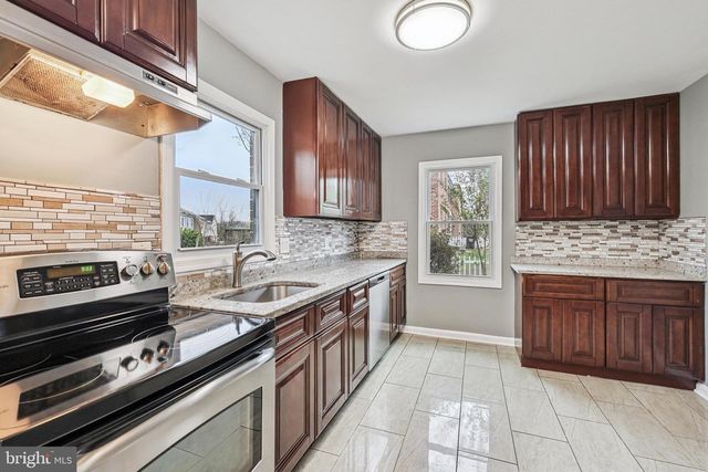 2918 WREN CT, Woodbridge, VA 22191