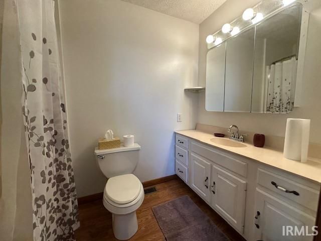 306 20th Street, Bedford, IN 47421