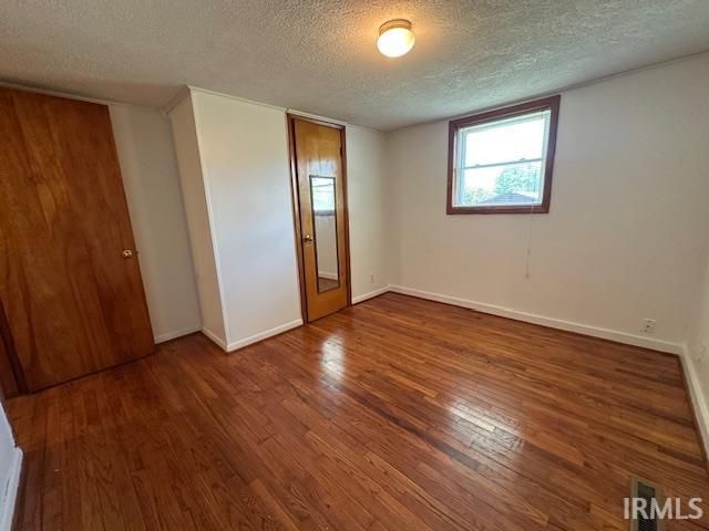 306 20th Street, Bedford, IN 47421