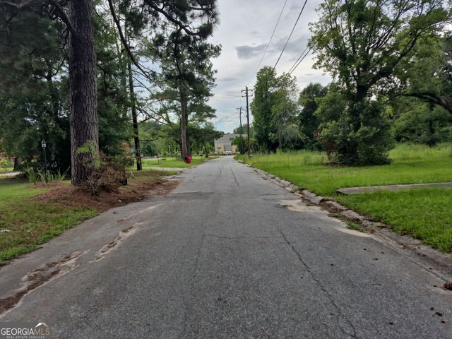 866 Roseview Drive, Macon, GA 31217