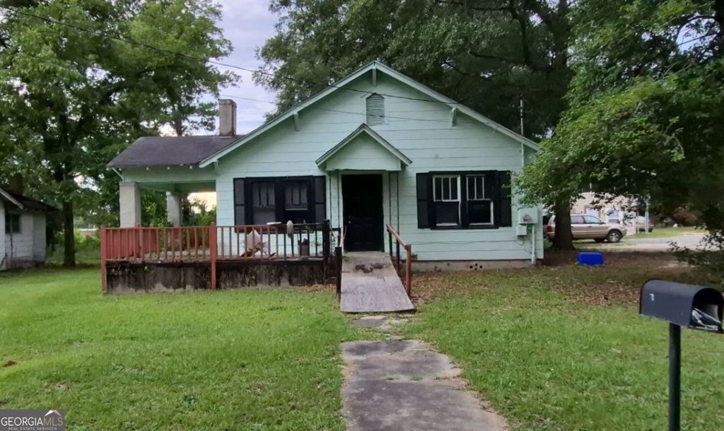 866 Roseview Drive, Macon, GA 31217