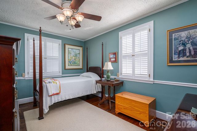 18 Circle Drive, Belmont, NC 28012