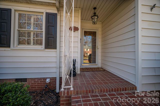 18 Circle Drive, Belmont, NC 28012