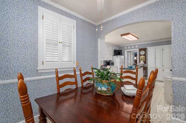 18 Circle Drive, Belmont, NC 28012