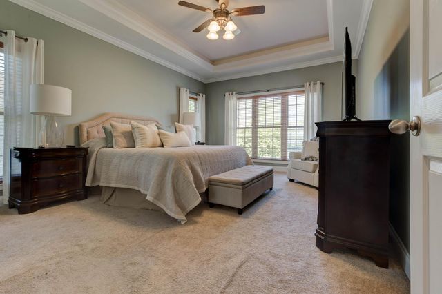 124 St Andrews Way, Georgetown, KY 40324