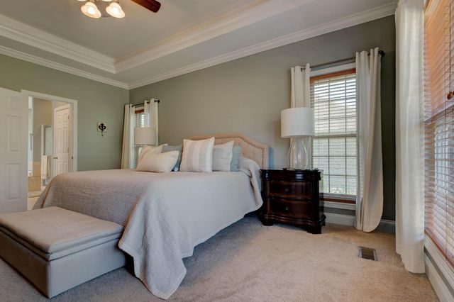 124 St Andrews Way, Georgetown, KY 40324
