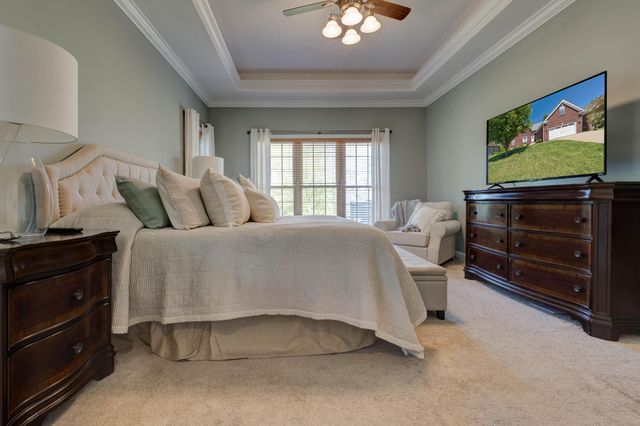 124 St Andrews Way, Georgetown, KY 40324