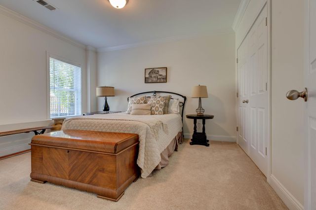 124 St Andrews Way, Georgetown, KY 40324