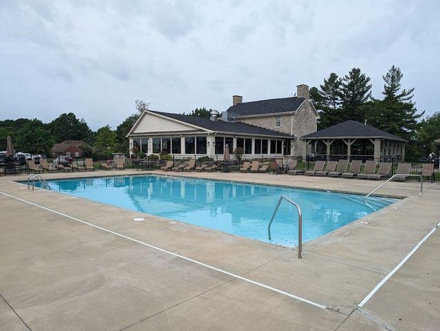 124 St Andrews Way, Georgetown, KY 40324