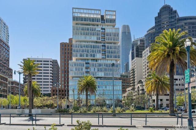 1 Steuart Lane 302, San Francisco, CA 94123