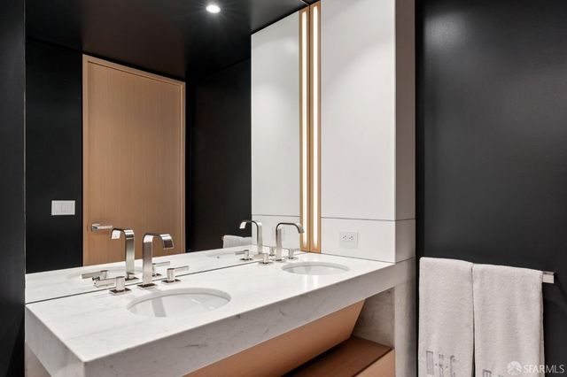 1 Steuart Lane 302, San Francisco, CA 94123