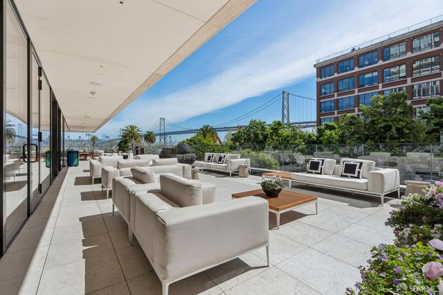 1 Steuart Lane 302, San Francisco, CA 94123