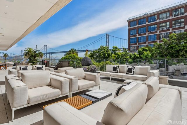 1 Steuart Lane 302, San Francisco, CA 94123