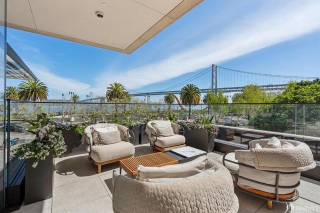 1 Steuart Lane 302, San Francisco, CA 94123