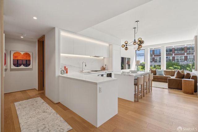 1 Steuart Lane 302, San Francisco, CA 94123
