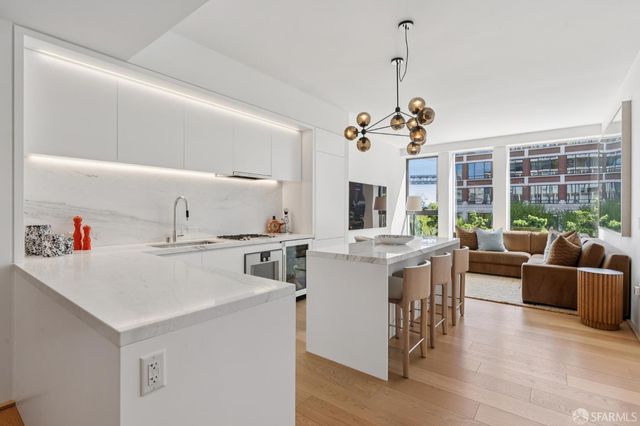 1 Steuart Lane 302, San Francisco, CA 94123