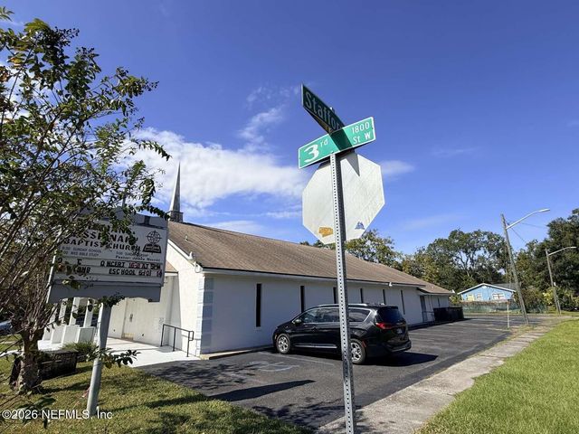 1828 W 3RD Street, Jacksonville, FL 32209