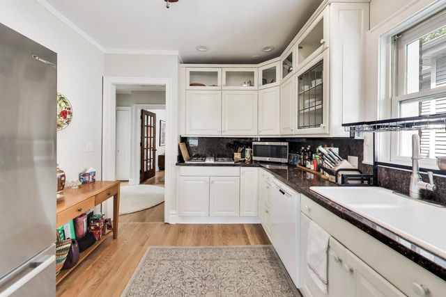 114 South Boulevard 2, Evanston, IL 60202