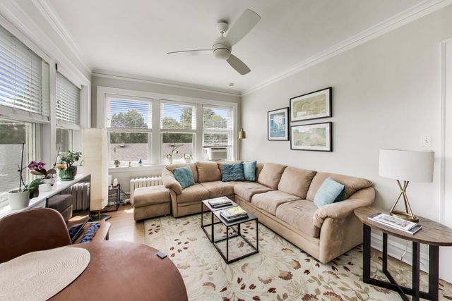 114 South Boulevard 2, Evanston, IL 60202