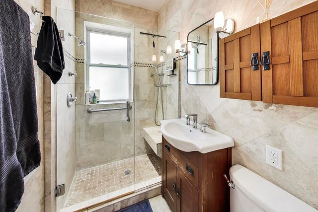 114 South Boulevard 2, Evanston, IL 60202