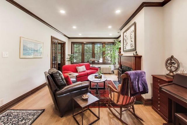 114 South Boulevard 2, Evanston, IL 60202