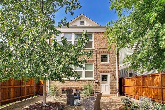 114 South Boulevard 2, Evanston, IL 60202