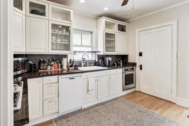 114 South Boulevard 2, Evanston, IL 60202