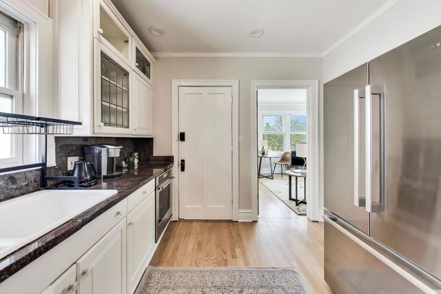 114 South Boulevard 2, Evanston, IL 60202