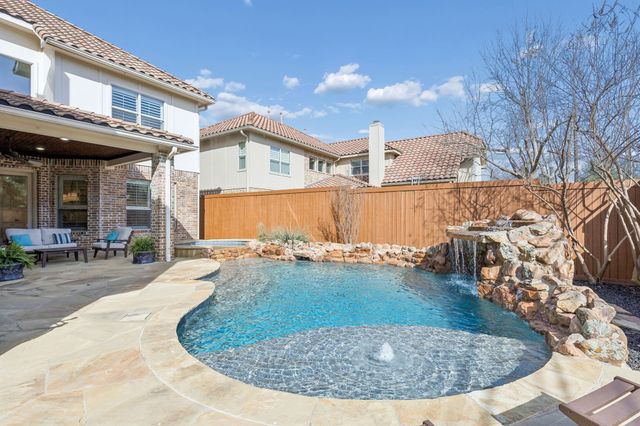 6526 Sondra Drive, Dallas, TX 75214