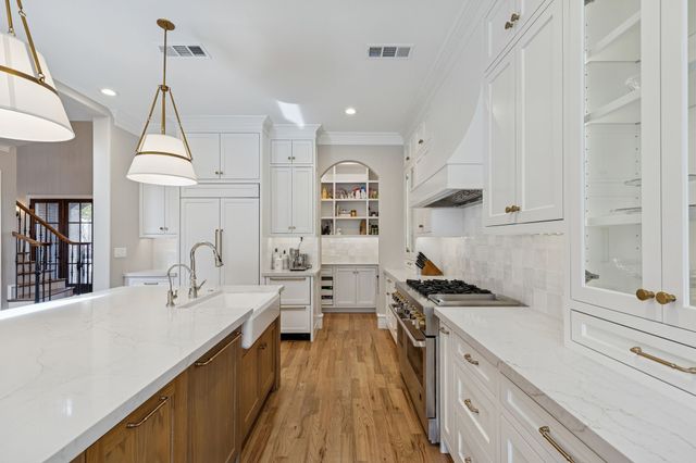 6526 Sondra Drive, Dallas, TX 75214