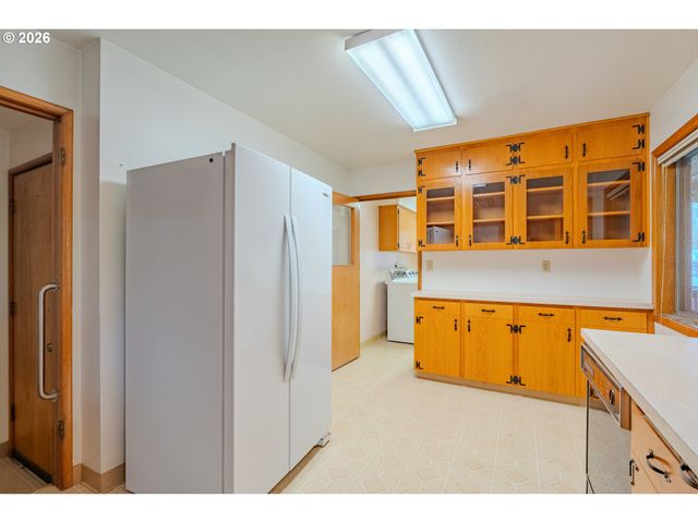 6207 Nw LINCOLN Ave, Vancouver, WA 98663