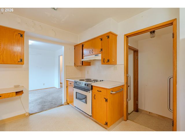 6207 Nw LINCOLN Ave, Vancouver, WA 98663