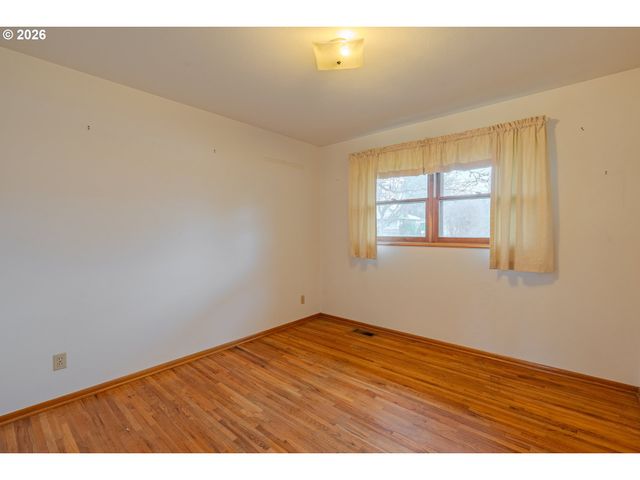 6207 Nw LINCOLN Ave, Vancouver, WA 98663