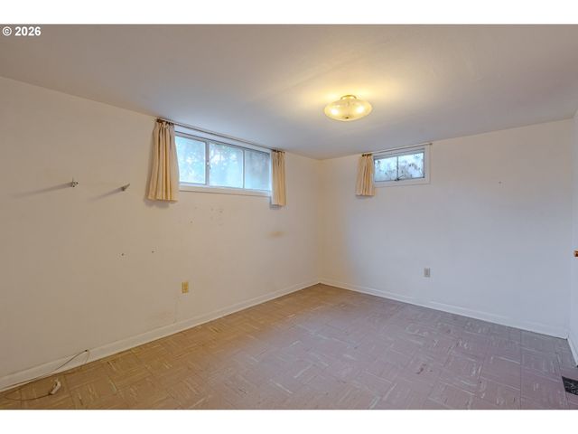 6207 Nw LINCOLN Ave, Vancouver, WA 98663