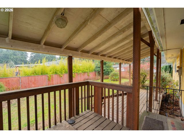 6207 Nw LINCOLN Ave, Vancouver, WA 98663