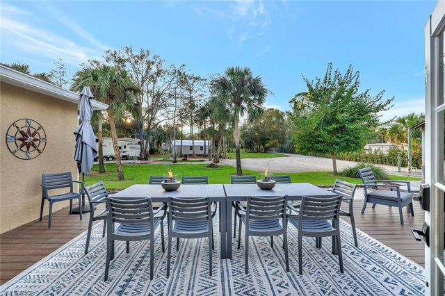 231 16th ST NE, Naples, FL 34120