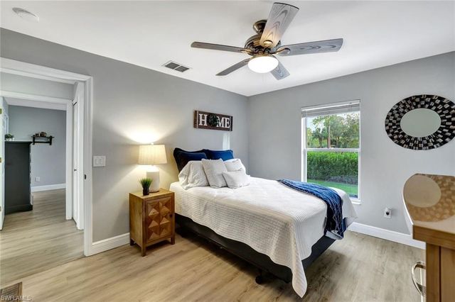 231 16th ST NE, Naples, FL 34120