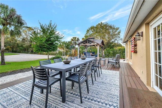 231 16th ST NE, Naples, FL 34120