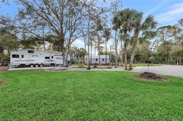 231 16th ST NE, Naples, FL 34120