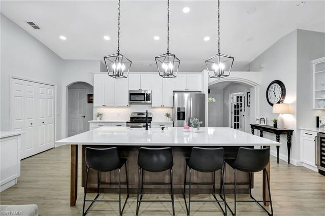 231 16th ST NE, Naples, FL 34120