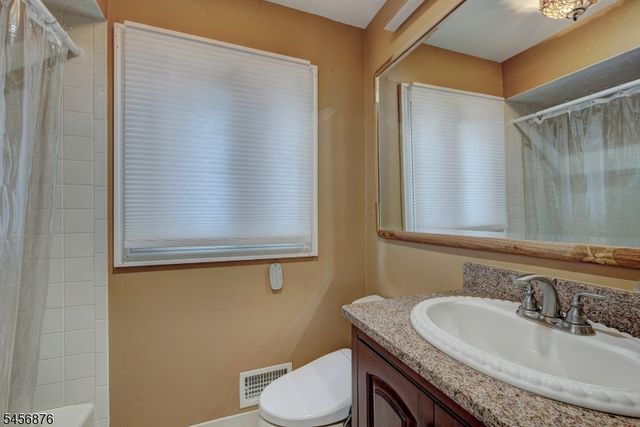 45 Mullarkey Dr, West Orange Twp., NJ 07052