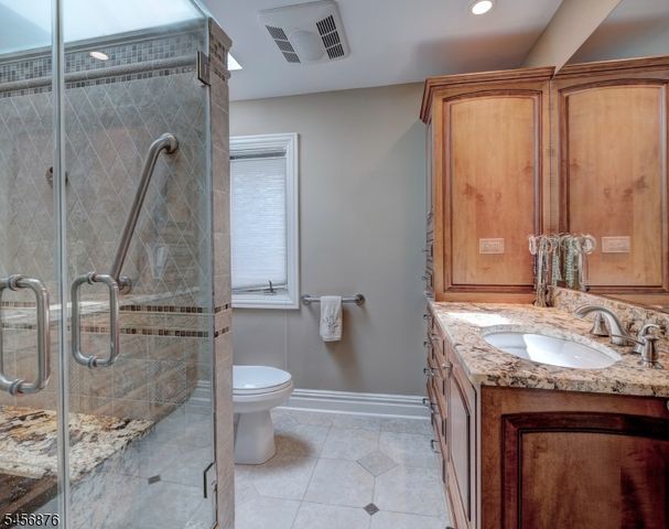 45 Mullarkey Dr, West Orange Twp., NJ 07052