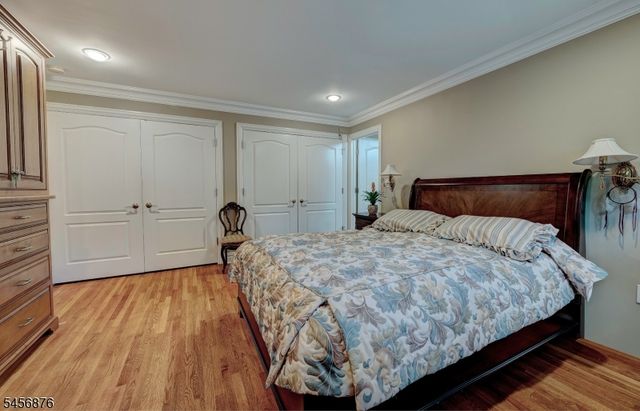45 Mullarkey Dr, West Orange Twp., NJ 07052