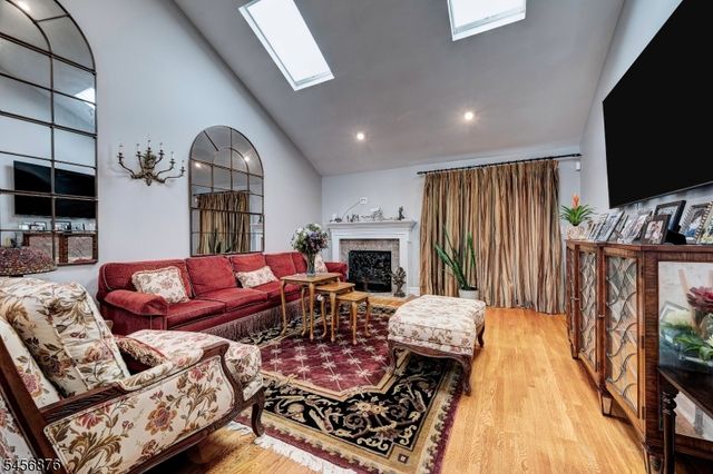 45 Mullarkey Dr, West Orange Twp., NJ 07052