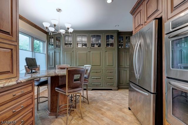 45 Mullarkey Dr, West Orange Twp., NJ 07052