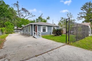 2446 Mayview Drive, Houston, TX 77091