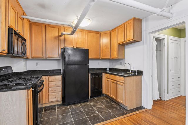 522 Ridgewood Avenue 9, Minneapolis, MN 55403